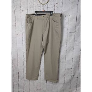 Vineyard Vines 5 Pocket On The Go Pants Men's 40 x 32" Tan Perfomance Stretch